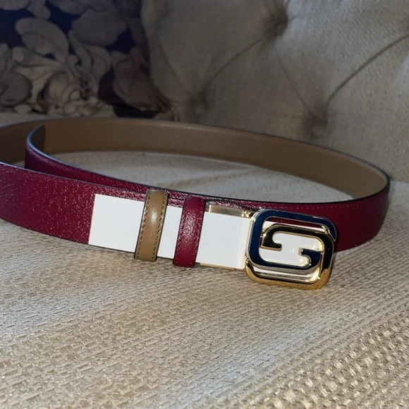 New authentic Gucci reversible belt